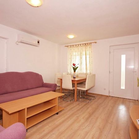 Apartmani Bradaric Pula Zewnętrze zdjęcie